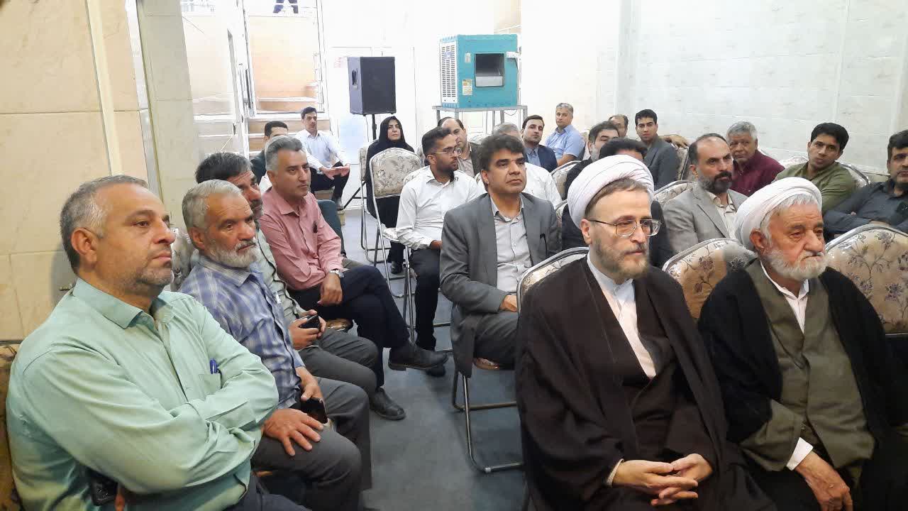 ویدئو/ افتتاح شرکت توسعه و عمران خورشید شهرستان میبد