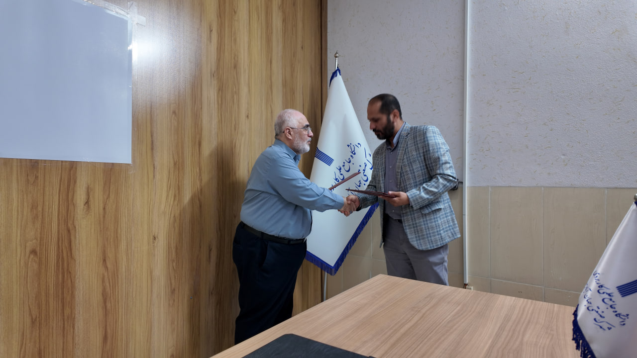 امضاء تفاهم نامه همکاری فرهنگی میان مرکز آموزش علمی کاربردی شهرک صنعتی جهان آباد میبد و اداره فرهنگ و ارشاد اسلامی شهرستان میبد