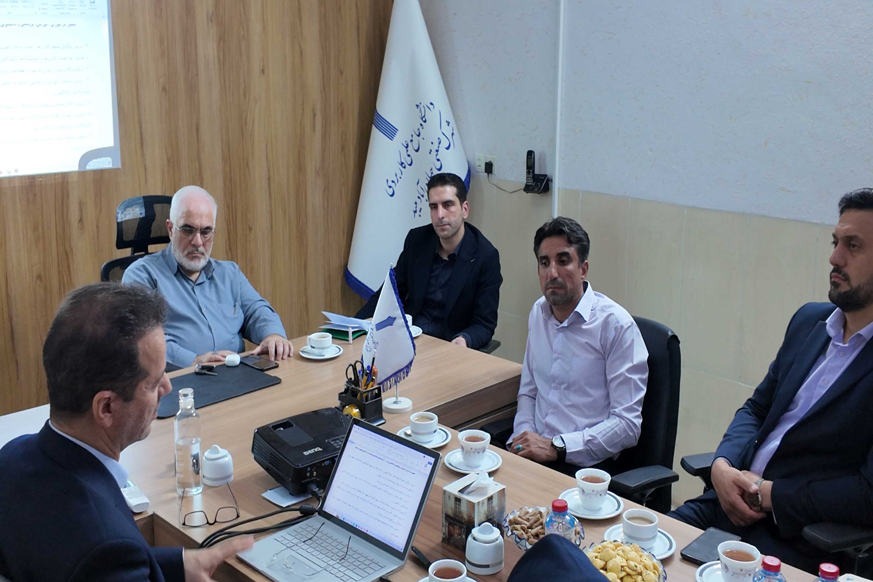 برگزاری دومین جلسه شورای آموزشی و پژوهشی مرکز آموزش علمی کاربردی جهان آباد میبد