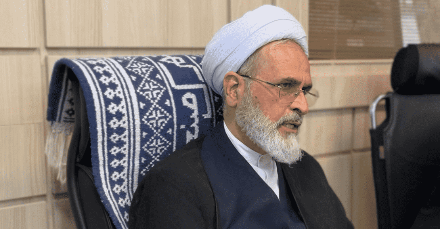 آیت الله اعرافی: نقش جامعه بزرگ کارگری در بنیان گذاری و توسعه اقتصاد پویا و شکوفا / تجربه موفق شهرستان میبد در سهامداری کارگران